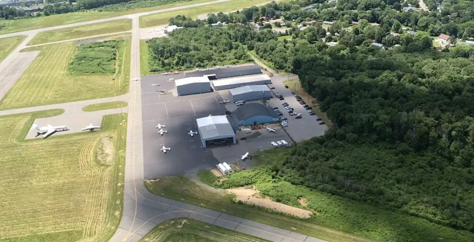 FlightLevel Aviation at KBVY